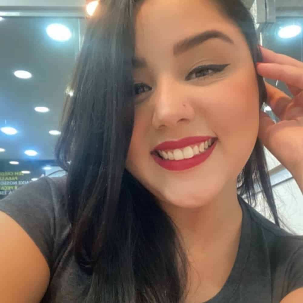 Foto de Juliana Costa, cliente da EGGO